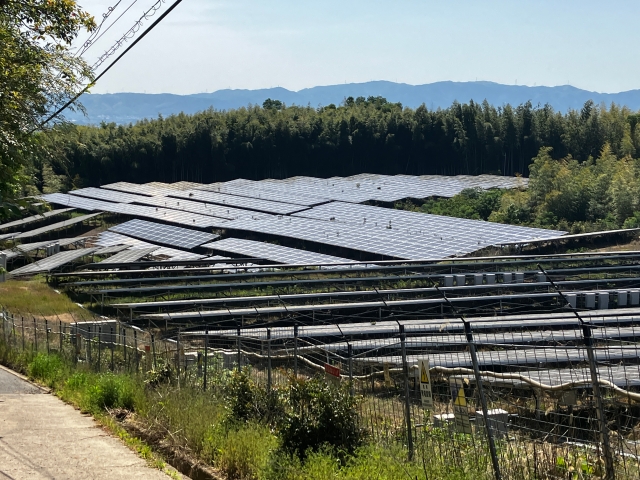 なぜ今、遊休地への太陽光発電導入が企業に注目されているのか？