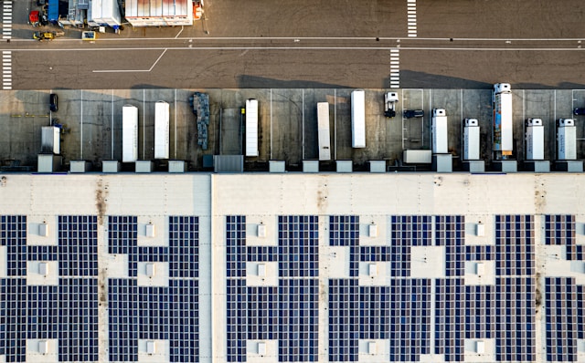 エネルギーBCP対策に「太陽光発電+産業用蓄電池」が最適な理由